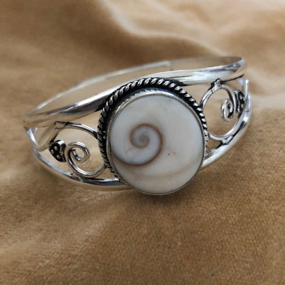 Free People Jewelry - Shiva Eye Shell Silver Bracelet